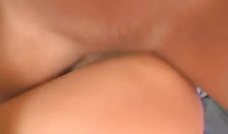 روسی, عمه تسلیم اموزش رقص سکسی به برادرزاده اش