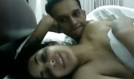 فلفل تپه با یک رقص سگسی بشکه قوی ارائه شده است