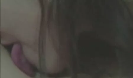 انیمیشن, با پیشخدمت زرق شو رقص سکسی و برق دار