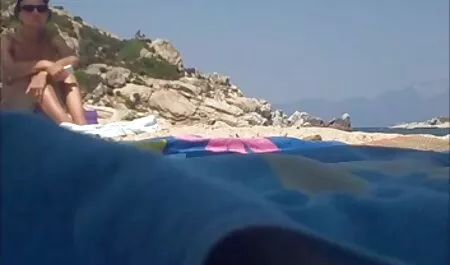 دخول دو دانه ئی, گروه جنسیت, انجمن با مردان سیاه و رقصهاي سكسي سفید