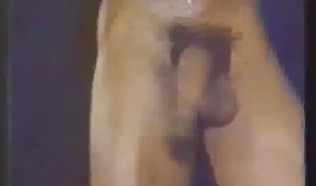 رابطه جنسی شدید سکسی ترین رقص از یک نوجوان زن و شوهر زیبا